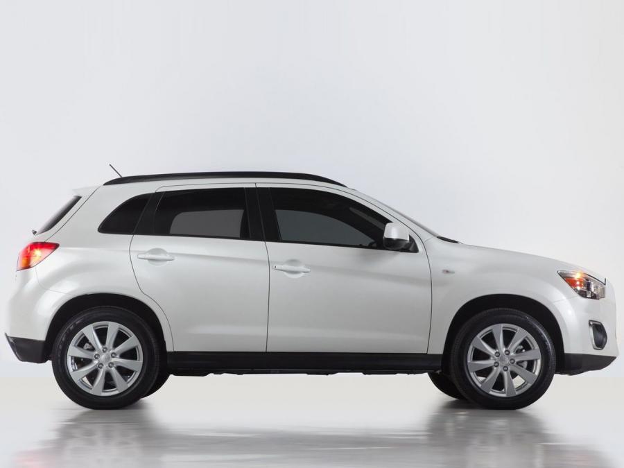  Mitsubishi Outlander Sport 2013 года  (фото 6 из 83)